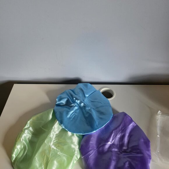 NWT Three pack of Heavy Duty Shower Caps - Picture 2 of 7